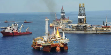 what is a maritime lawyer